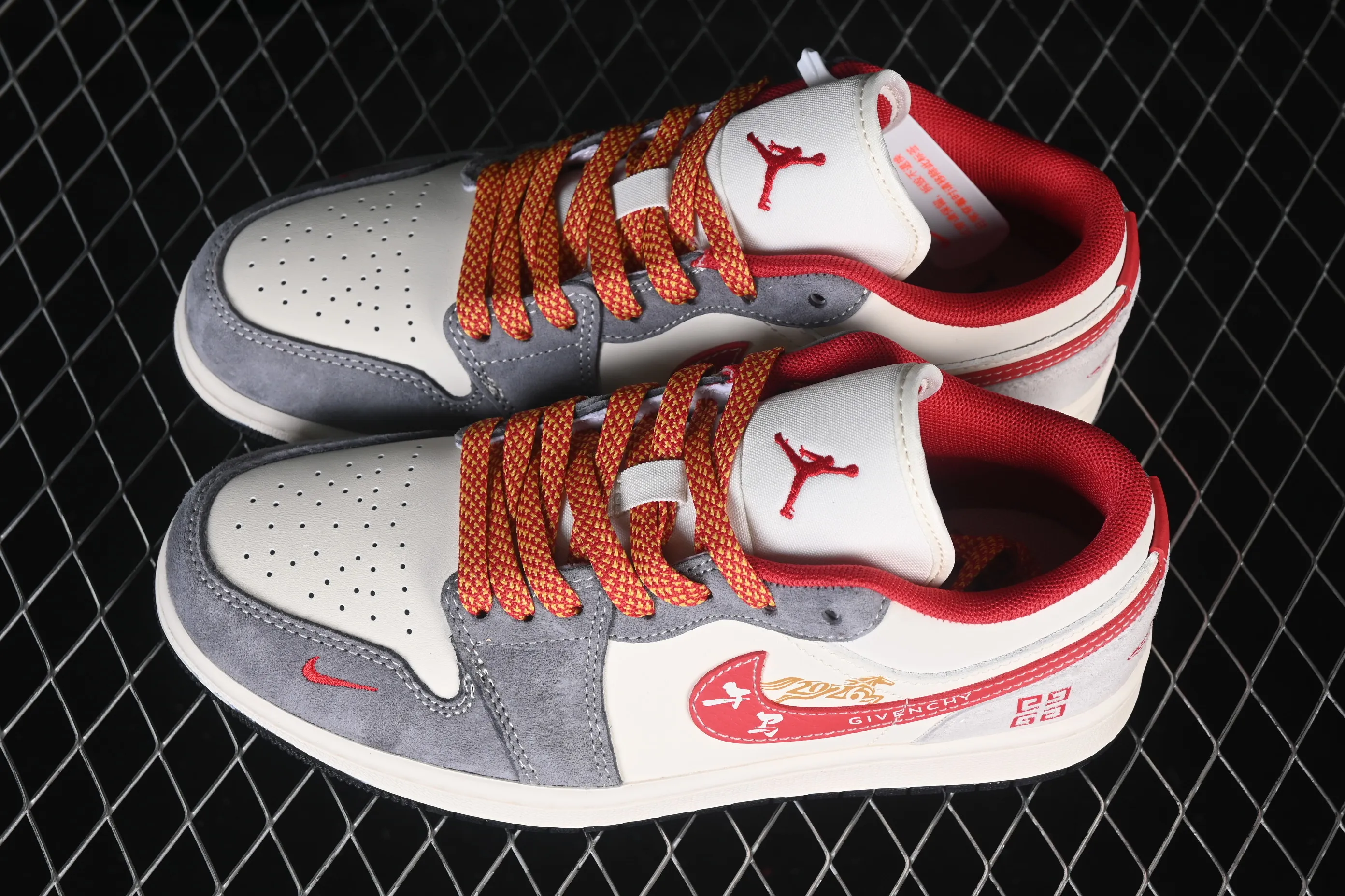 All categories Air Jordan Jordan series basketball shoes Air Jordan 1 Low high-end customized low-top sneakers Air Jordan 1 Low AJ1 Joe 1 white gray red high-end customized low-top retro basketball shoes JP2026-130